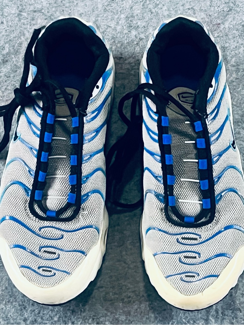 Nike Max Airs Men's Running Sneakers - White & Blue